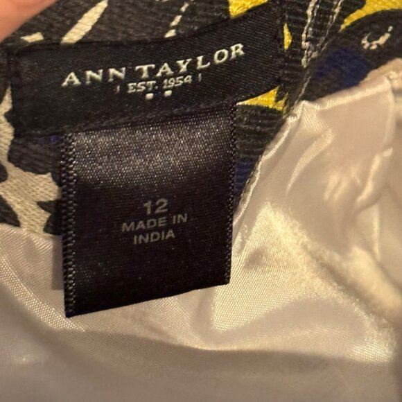 Ann Taylor Paisley Pencil Skirt Size 12  100% Cotton Shell & Polyester Lining - Picture 5 of 12